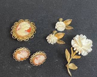 Carved cameo & flower sets