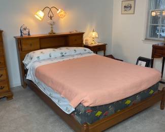 Vtg. Sumter Bedframe