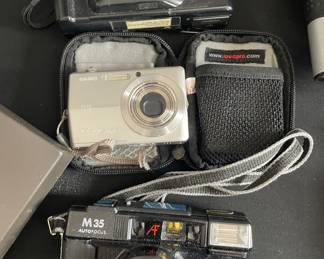 Vtg camaras: Vivitar, Casio, and Sears M35 AF