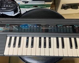 Yamana PSS-130 Portable electronic keyboard
