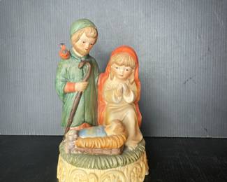 Vtg nativity scene music box