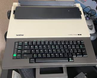 Vtg. Brother typewriter