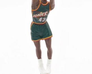 1998 Kenner Starting Lineup Vin Baker Seattle Sonics Figure
