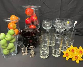 SG159Glass Decor with Fruit, Wine,  Tall Drinks
