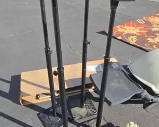 MK118Weber Grill, Shoe Stand And 4 Speaker Stands