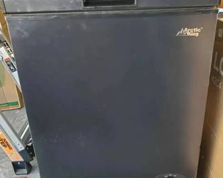 MK107Arctic King Freezer