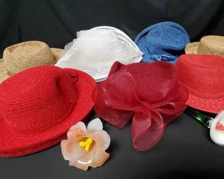 SG156Hats And Glass Flowers