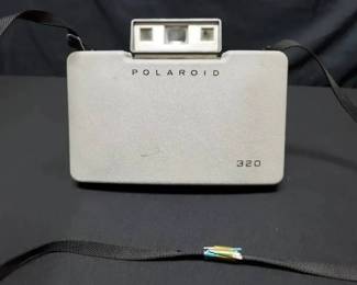 MA110Vintage Polaroid Camera