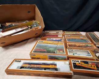 MA102Tyco Trains