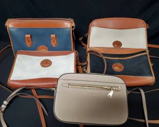 MA106Dooney And Bourke Leather Purses And More 