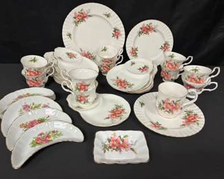 CT332Royal Albert Bone China  More