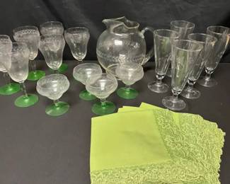 SG110Vintage Uranium Cocktail Classes Plus Glass Pitcher  Glasses 