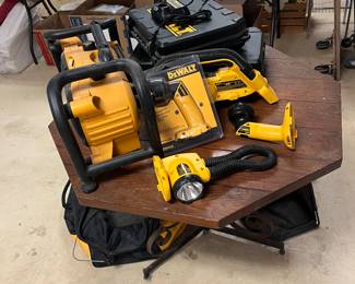 Dewalt set