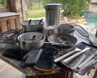Outdoor cookware 