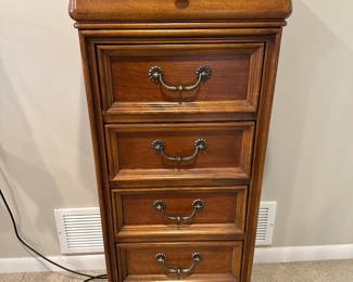 Lexington lingerie chest.....