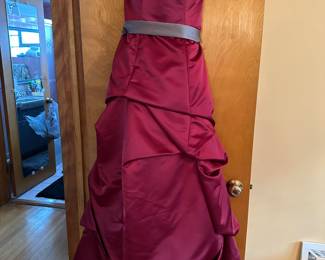 Women's gowns (size 4 and 6).....