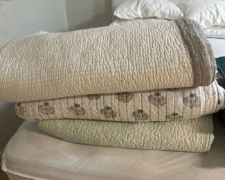 Beachy Quilts - like new - all sizes