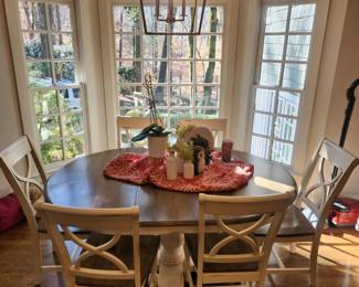 Kitchen Table and 6 Chairs