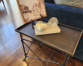 Accent Table