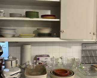 Kitchen-Cooking Baking Serving Eating 