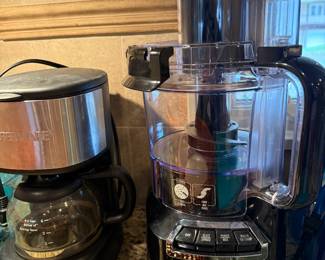 Several small kitchen appliances