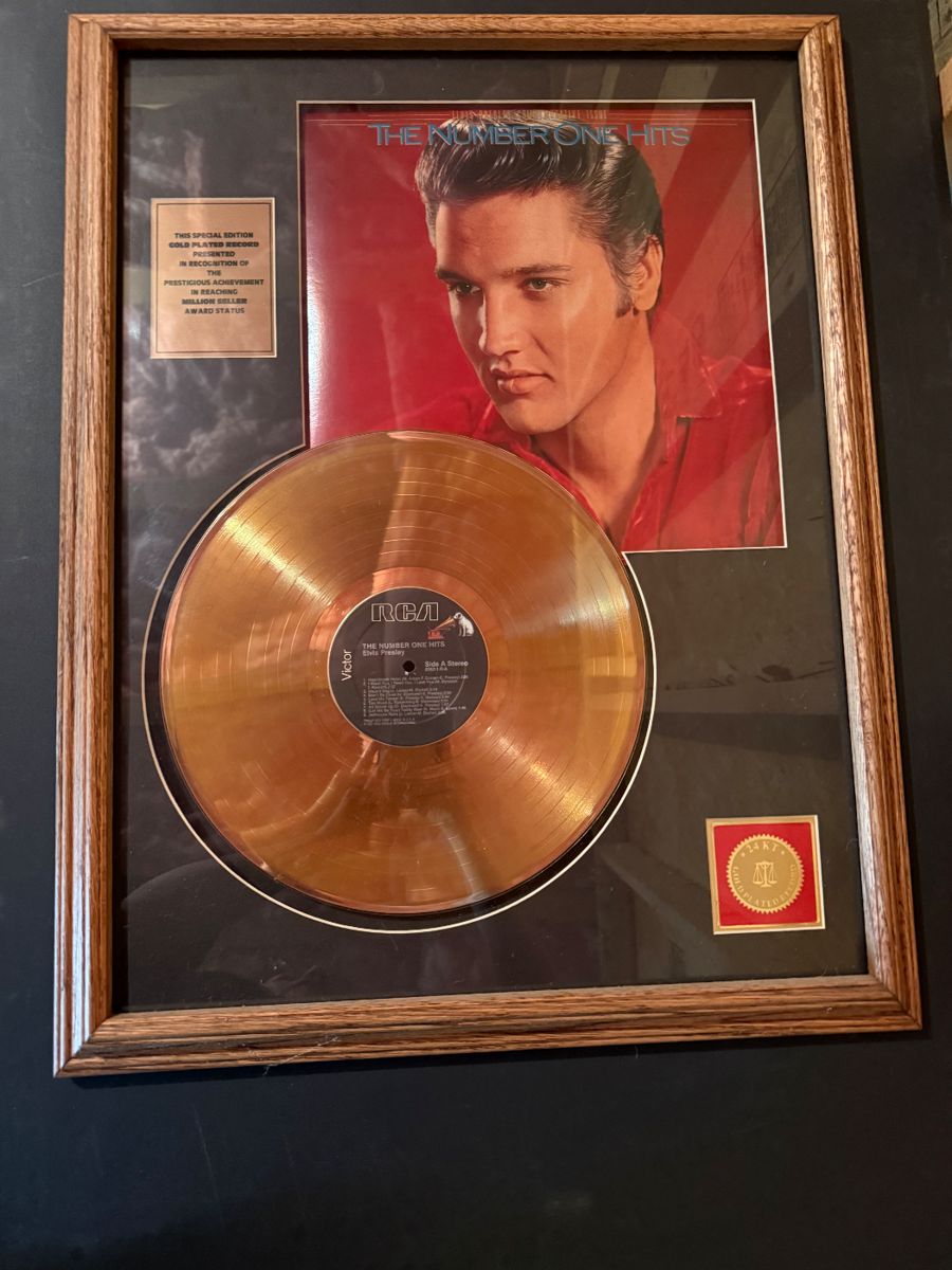 Elvis Presley Special Edition Gold Plated Number One Hits Records
