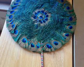 Real peacock feather fan