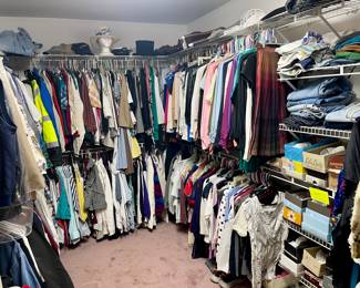 Walk-in closet