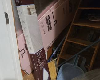 Odds and ends...flooring and insulation 