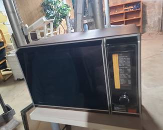 1976 Microwave 