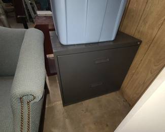 Decore tun and 2 drawer file cabinet 