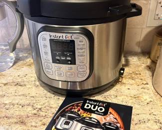6qt Instant Pot
New! No box.