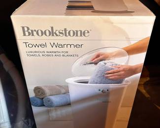 Brookstone Towel Warmer
New in box