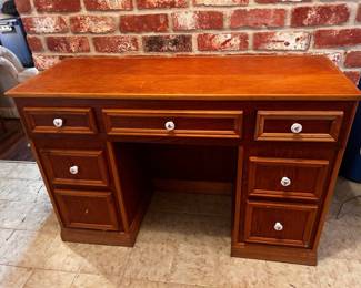 Vintage Desk
Overall good condition.
Solid wood
One piece is trim is missing from side of one drawer.
One drawer pull is missing but we have it and just needs to be put on.
46” x 18” x 31” tall
Must be able to move and load yourself