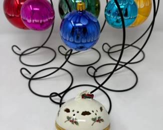 201 VintageGlassBallsFriendshipBallBoxByPartyLite