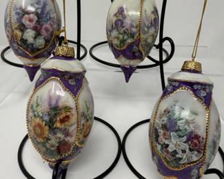 186 4BradfordExchangePorcelainHeirloomOrnaments
