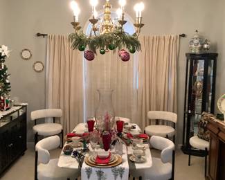 Full view of the dining room in all it’s glory.