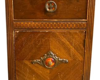 Vintage Art Deco Nightstand 