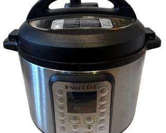 Instant Pot Electric Pressure Cooker 