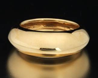 Ladies Italian Gold Flared Ring 