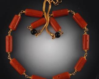 Ladies High Carat Gold, Coral and Black Onyx Necklace