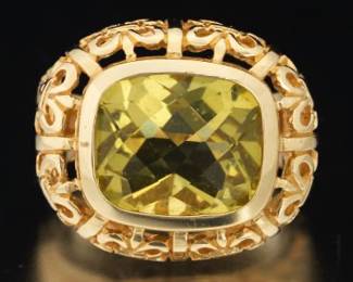 Ladies Gold and Peridot Ring 