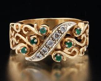 Ladies Gold, Emerald and Diamond Ring 
