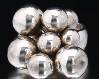 Ladies Sterling Silver Cluster Beads Fashion Ring 