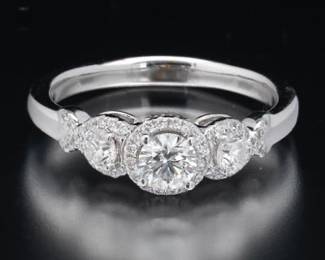Ladies Gold and Diamond Ring 