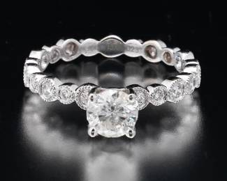 18K White Gold and Diamond Ring 