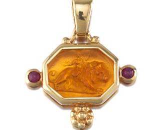 Ladies Italian Gold, Ruby and Venetian Cameo Glass NeoClassical Pendant 
