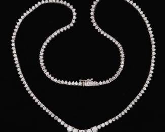 18K White Gold and Diamond Necklace