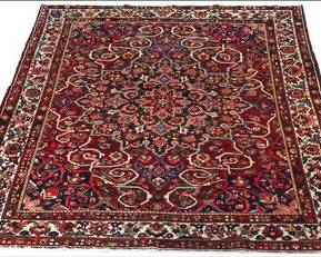 Bakhtiari Heriz Design Carpet 