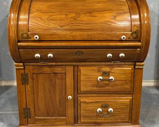 Pulaski Style Classic Roll Top Secretary This One Is Beautiful